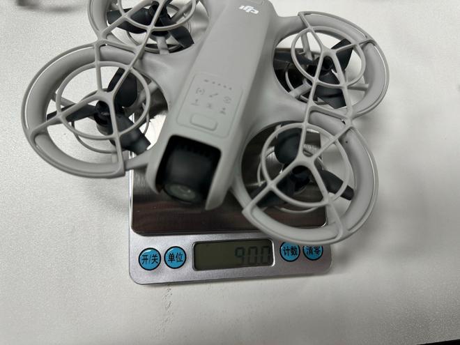 验：135g的它却是我心目中最好的航拍无人机爱游戏app网站手机版DJI NEO 首发体(图17)