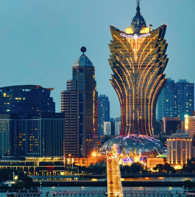 的景点港澳跟团四天三晚行程规划保姆级攻略ayx爱游戏app体育港澳亲子游值得玩(图1)