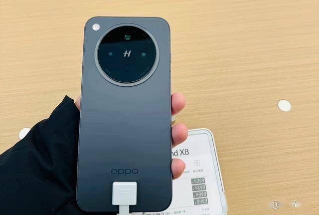ind X8使用心得：优缺点全记录！爱游戏(ayx)中国网站OPPO F(图1)