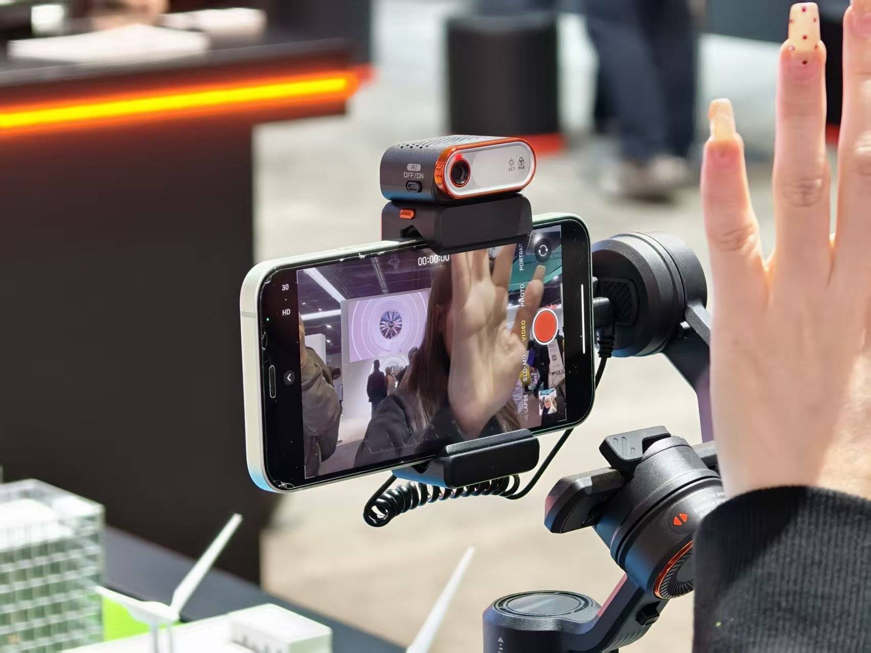 ！六大玩家CES交卷：影像赛道打法变了爱游戏app手机版分体、全景、机械臂(图10)